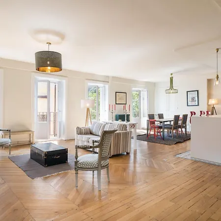 - Renovated Floor Apartment
