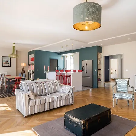 Apartment - Renovated Floor *